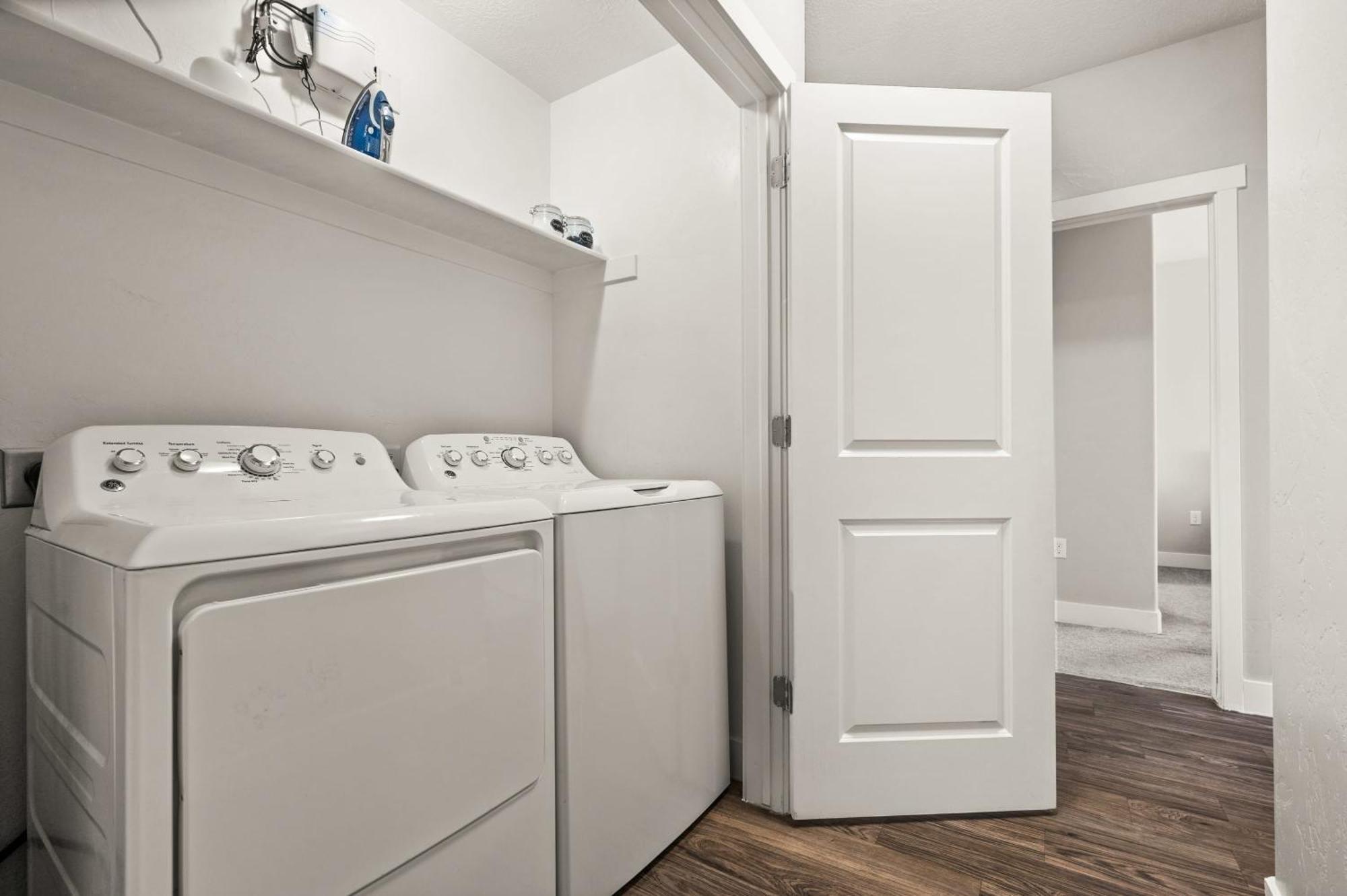 Stylish Close To Attractions Apartment Salt Lake City