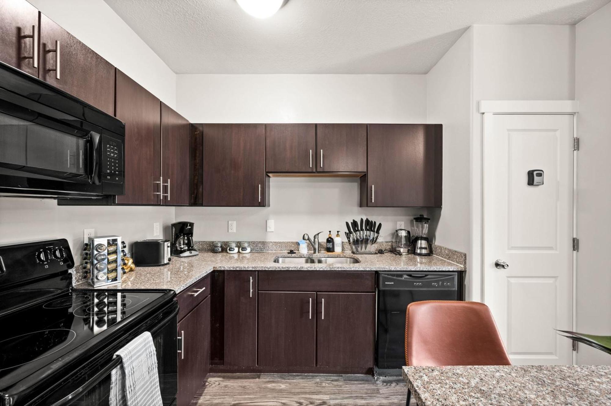 Apartment Stylish Close To Attractions *
